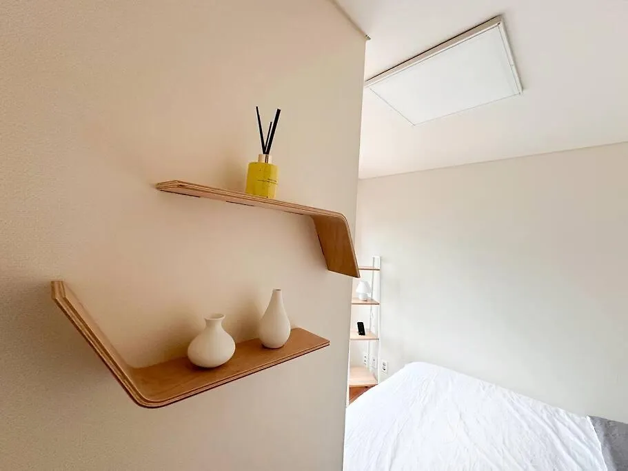 Spacious & Modern Family Retreat Seoul